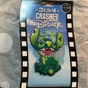 Stitch Crashes Tinker-bell Pin
